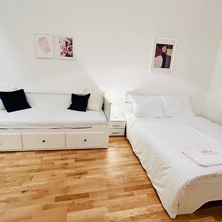 New Apartments Complex Prague Florenc Ngoại thất bức ảnh