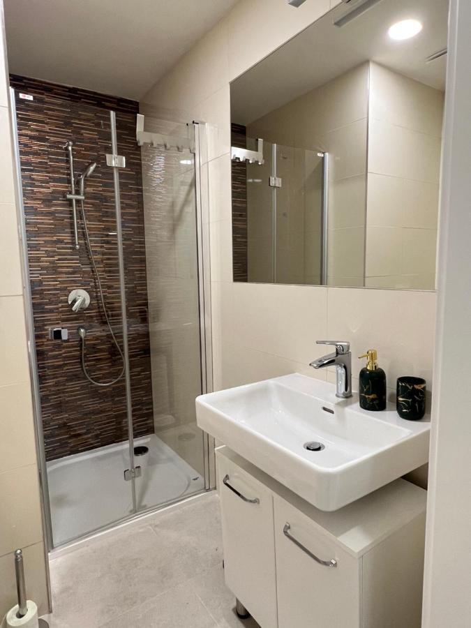 New Apartments Complex Prague Florenc Ngoại thất bức ảnh