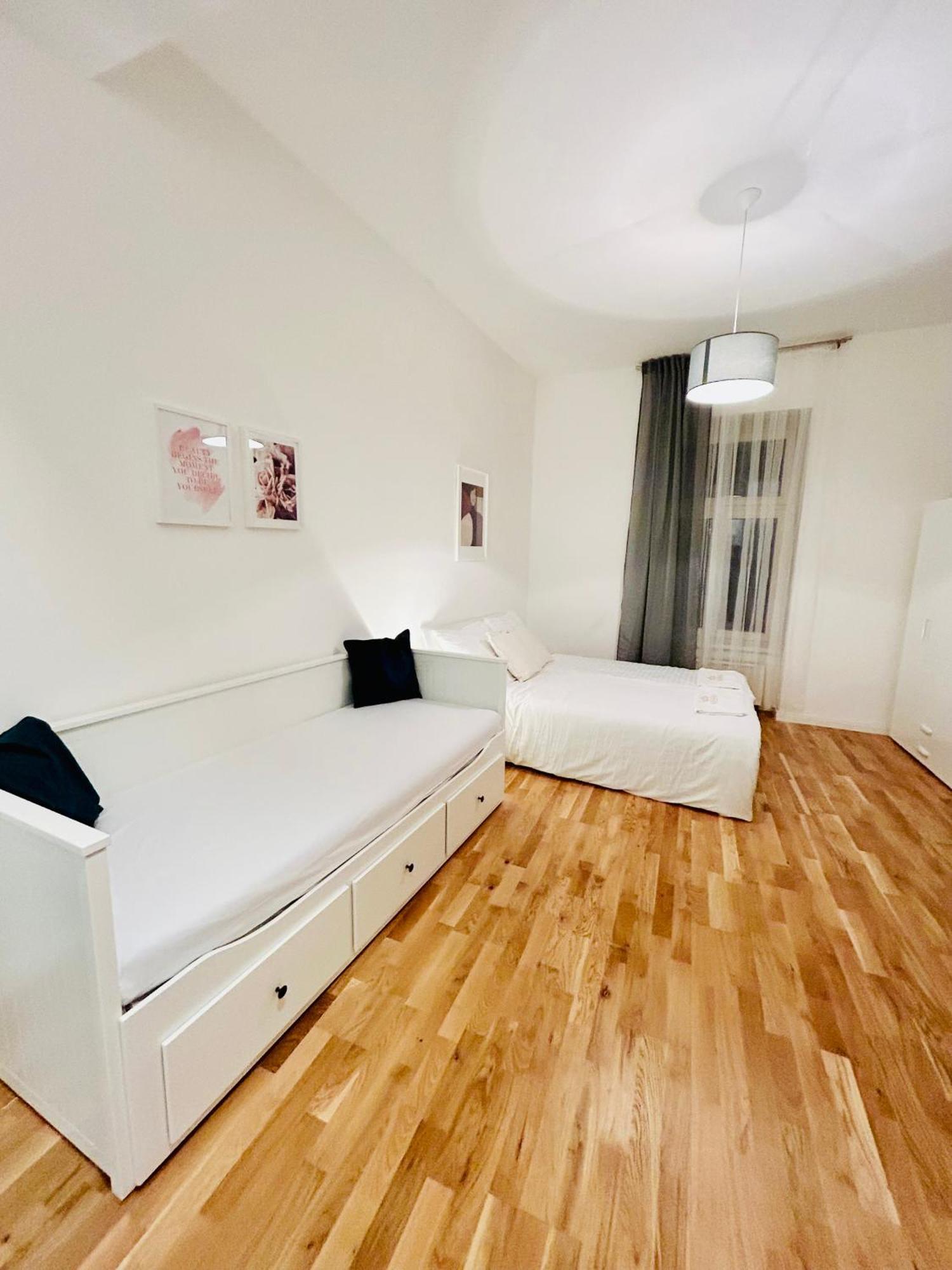 New Apartments Complex Prague Florenc Ngoại thất bức ảnh
